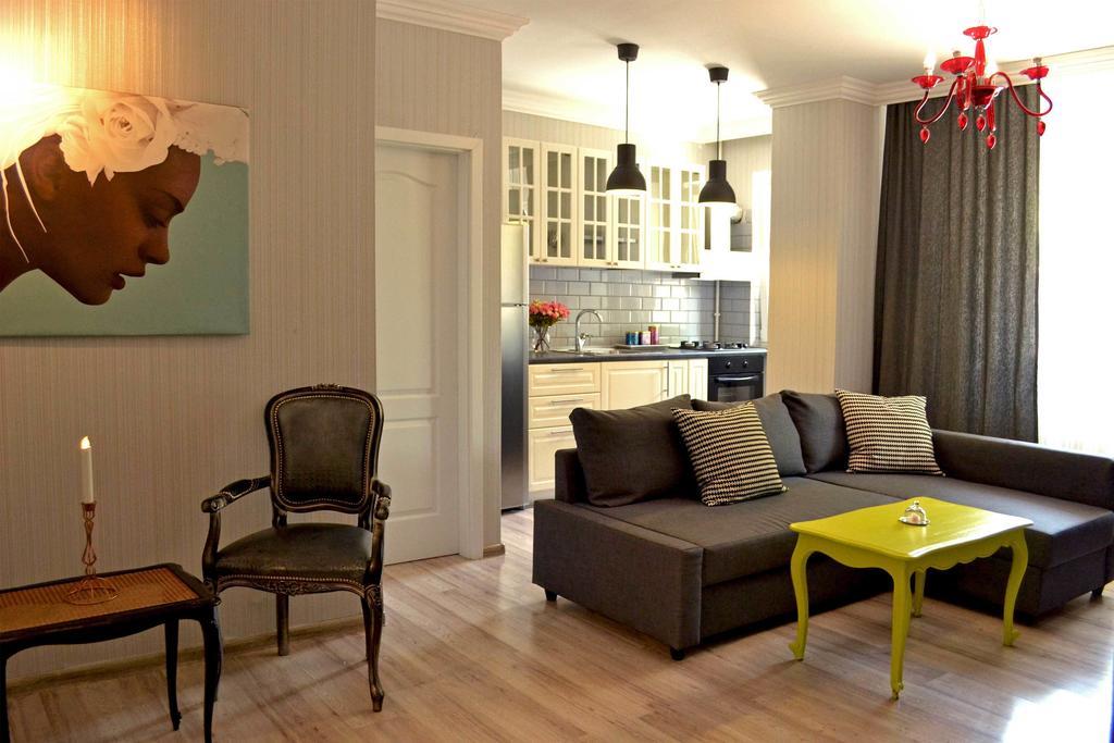 Jn Boutique Apartments Бухарест Номер фото